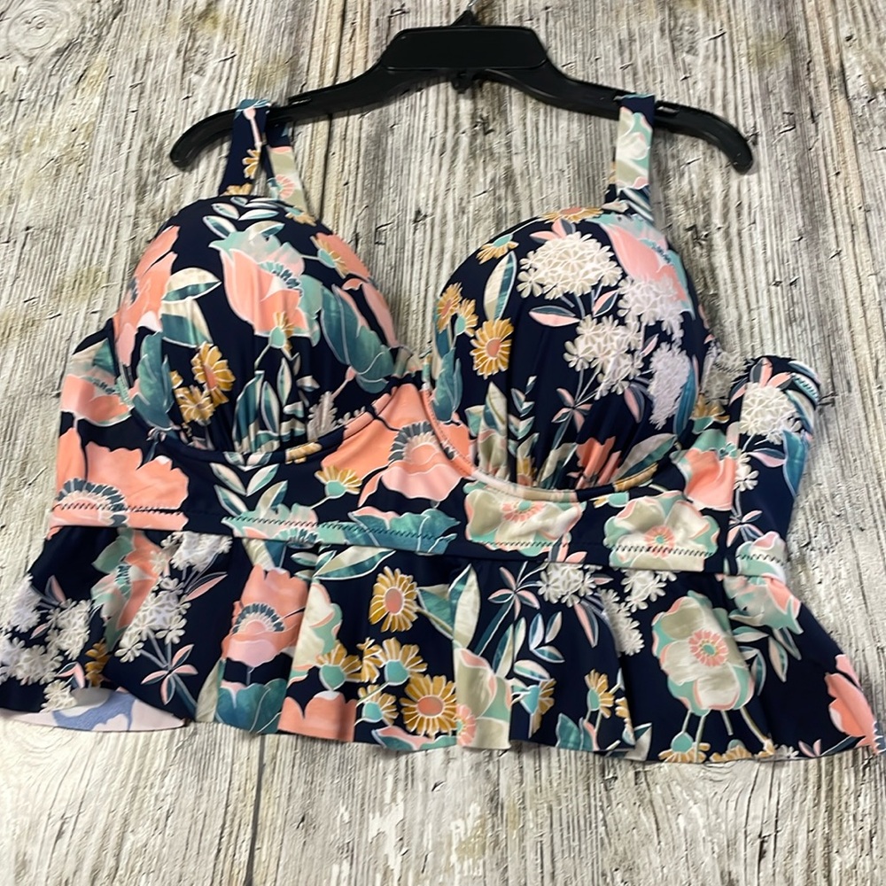 Raisins Peplum Tankini Top Tropical Floral Ruffle Underwire